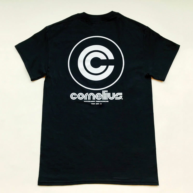 the first Question award T‐Shirt Black – ワーナーミュージック・ストア