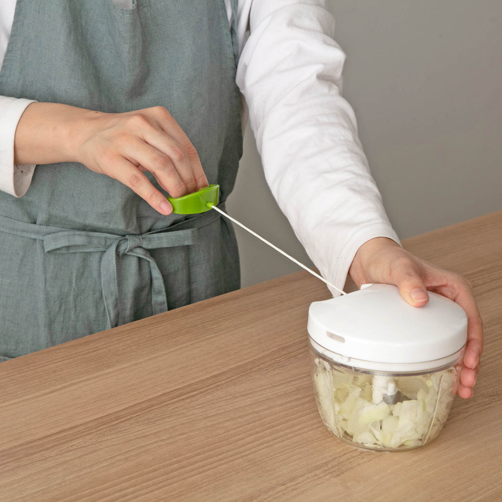 ぶんぶんチョッパー PRO | 面倒なみじん切りが数秒！食洗機対応の手動