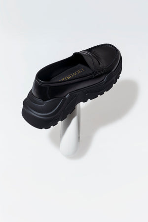 Regulated Gravity-faux leather BK×BK（合皮） – AKIKOAOKI