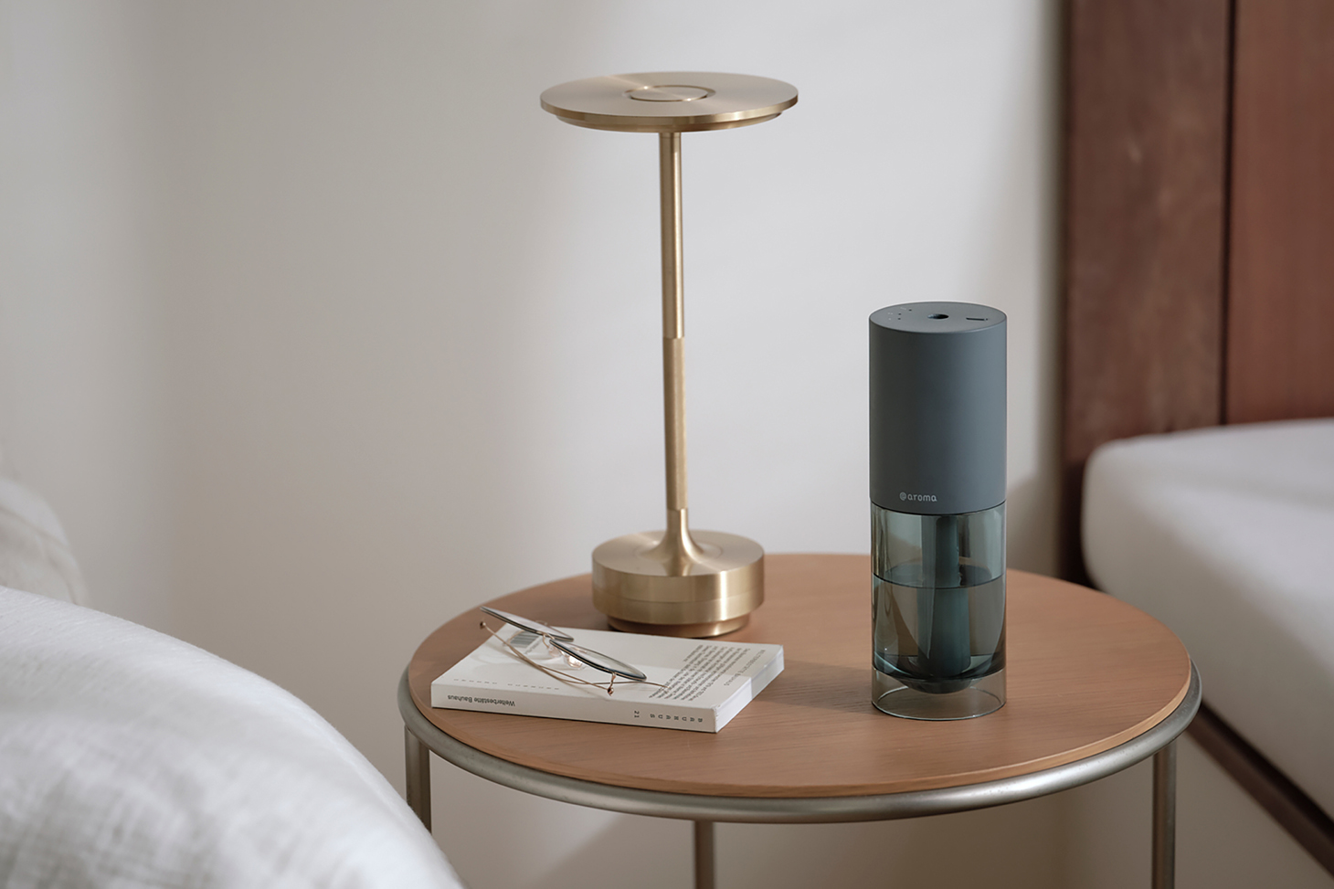 パワフルでスタイリッシュ 手軽な静音ディフューザー | アロマ専門通販