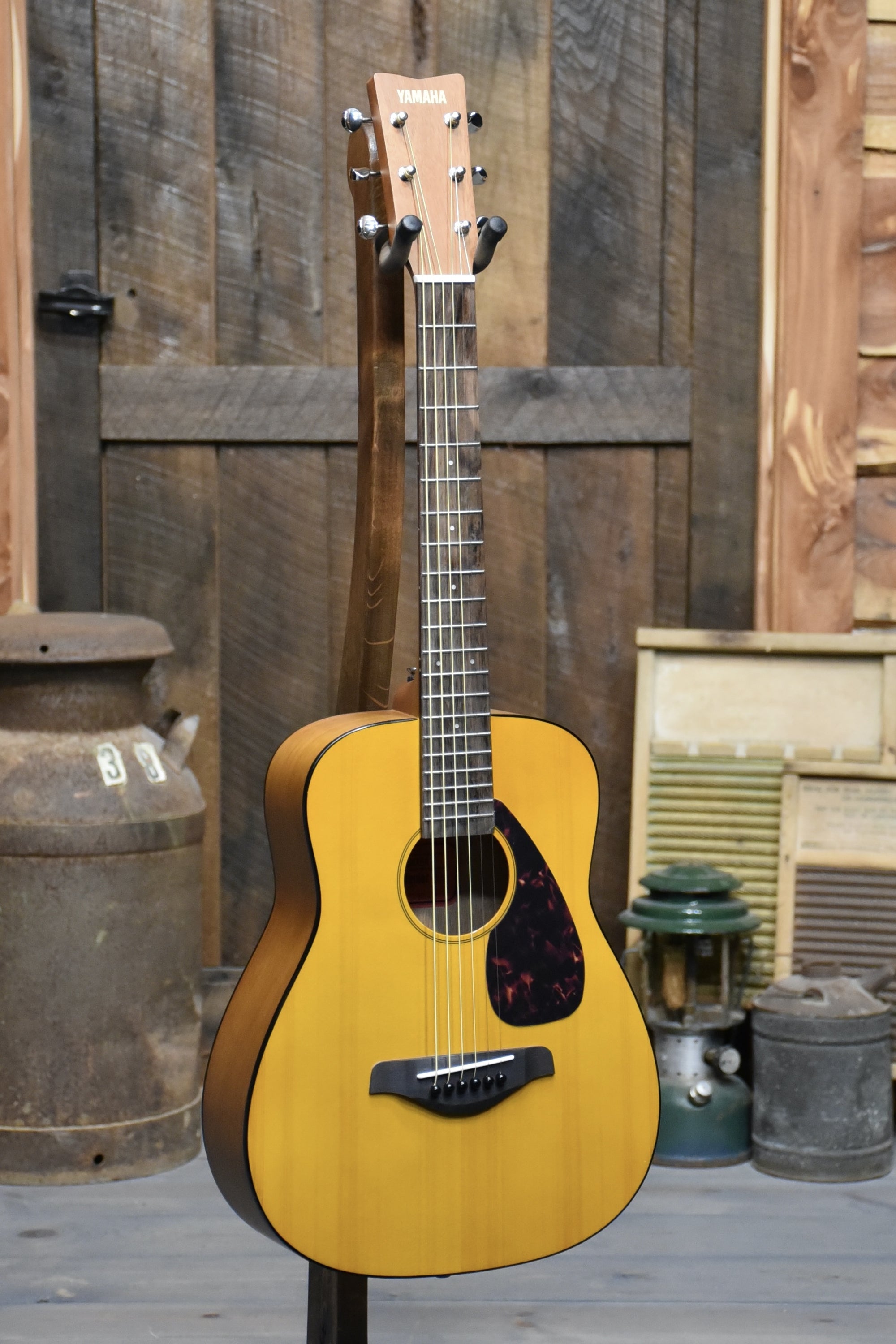 Yamaha FG-Junior JR1 3/4-size Dreadnought With Case - Natural