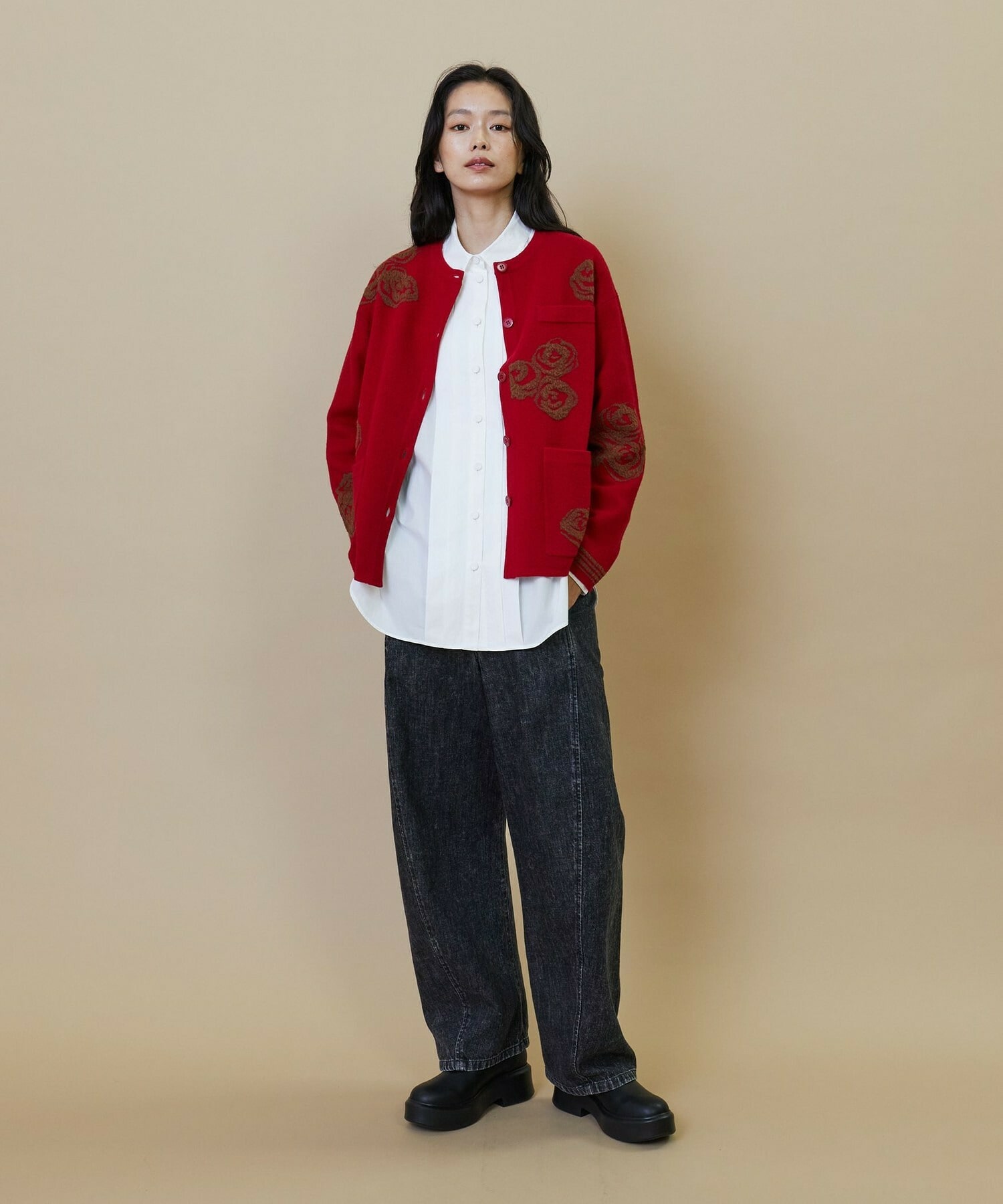 クロワッサンno.1127掲載］ウール花柄ジャガードカーディガン｜BIGI