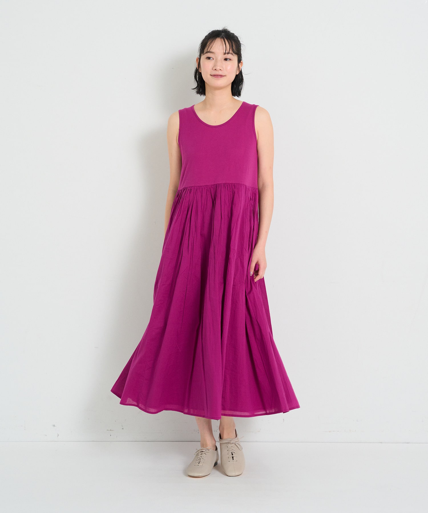 ◇2重布帛ノースリーブワンピース｜BIGI online store - ビギ