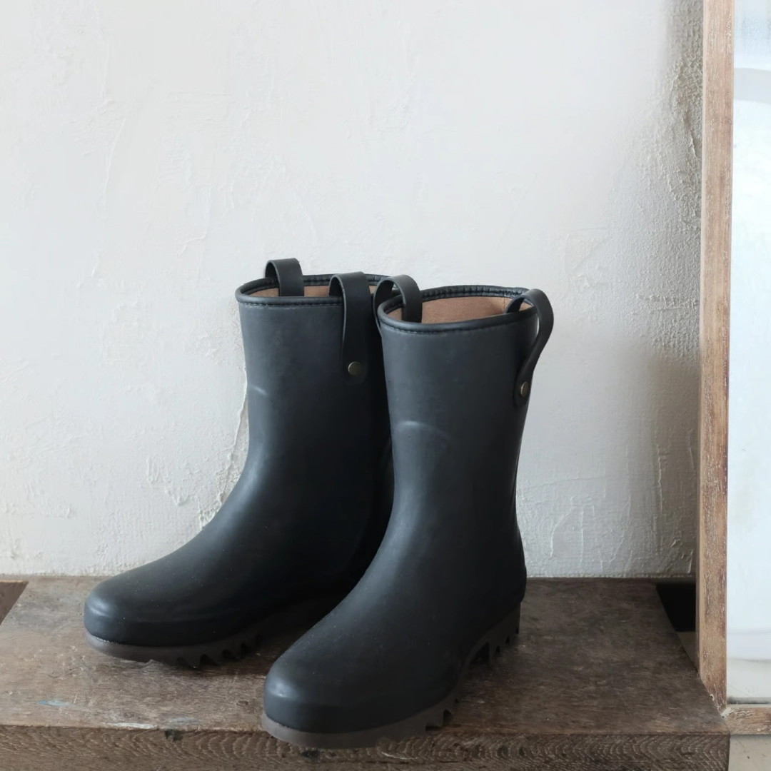 Daiichi Rubber（ダイイチ ラバー）/ RAKA SHORT -black-