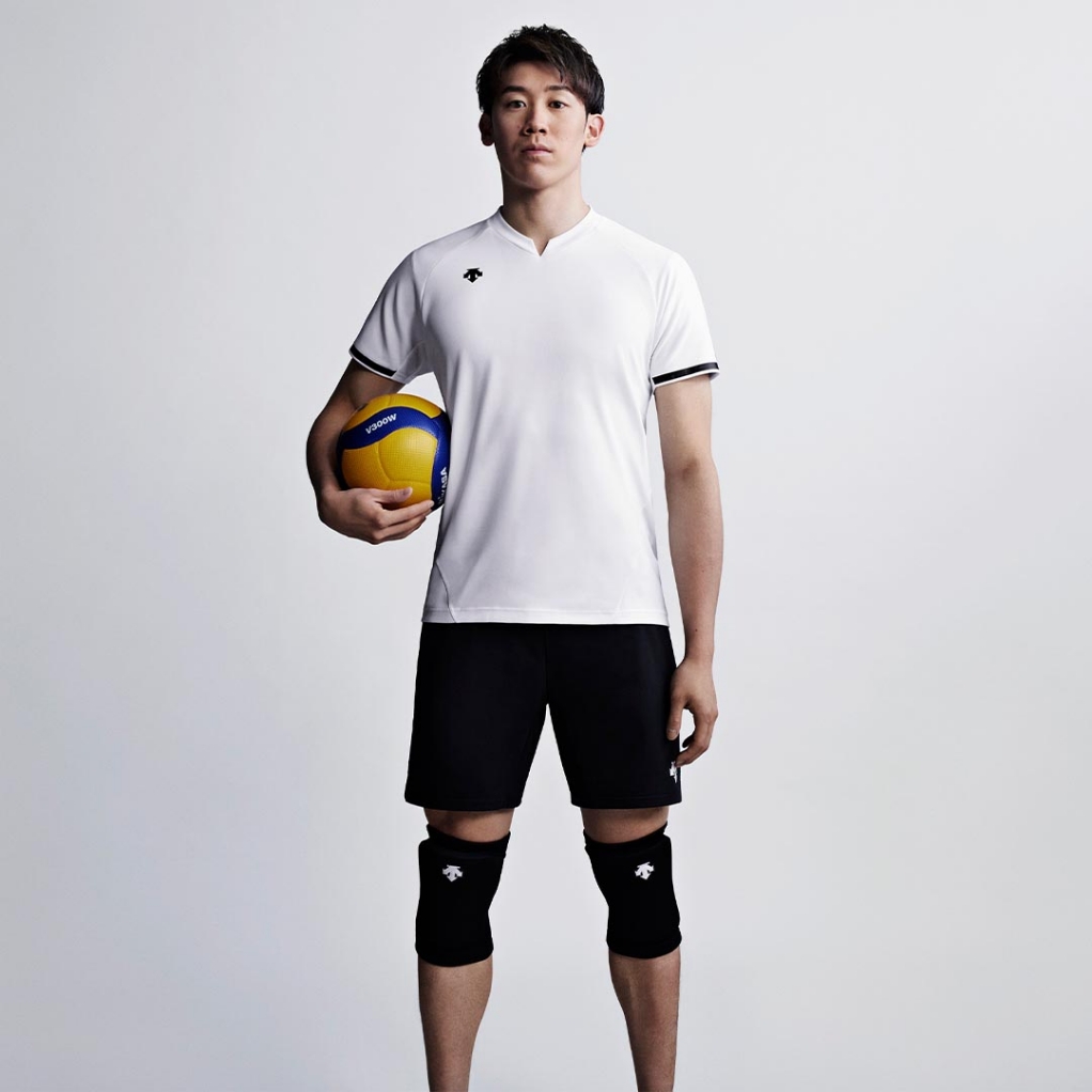 石川祐希選手共同開発 バレーボール用長袖アンダーシャツ【公式通販