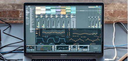 Novation Launchpad Pro MK3 64 Pad Grid Controller – DJ TechTools