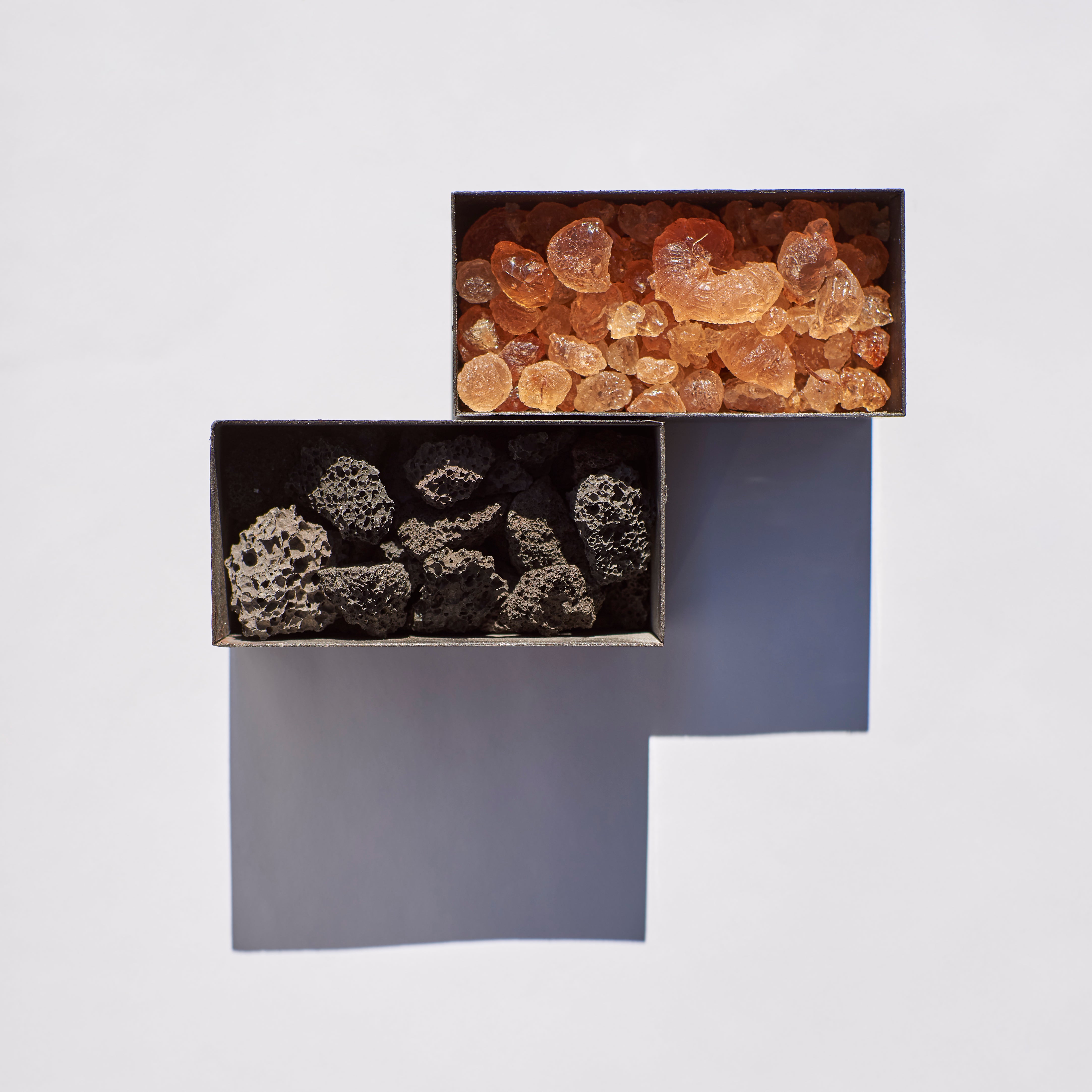 マドエレン ポプリ ブラックブロック / アンバー 14×7×7 | DOUBLE'H ML