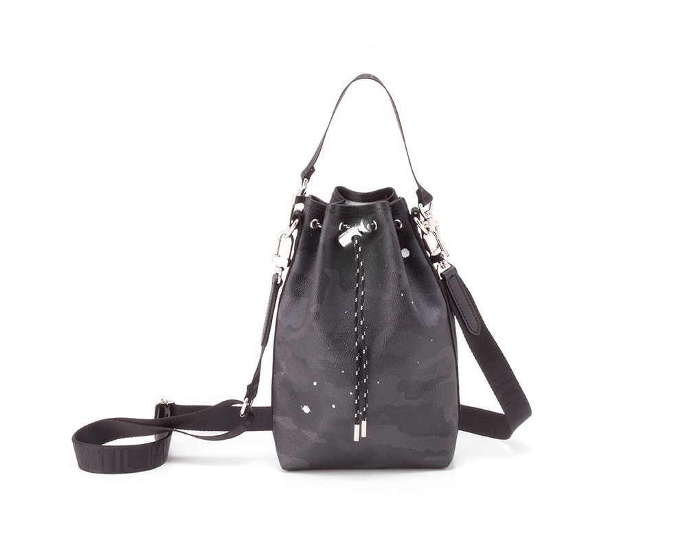 GENTIL BANDIT 2WAY巾着バッグ ブラックカモ|GENTIL BANDIT 公式