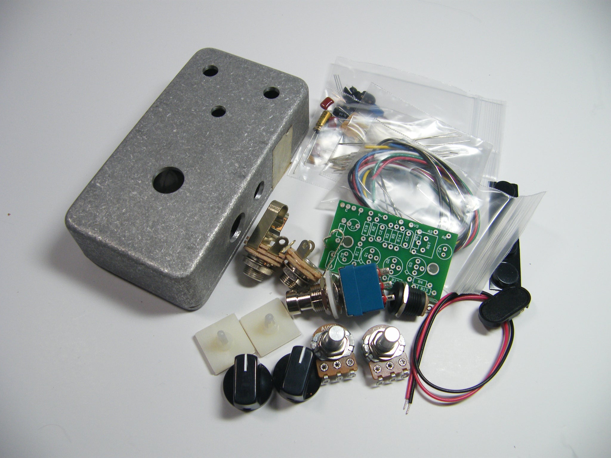 COLORSOUND™ TONEBENDER™ MARK II REPLICA COMPLETE KIT – General