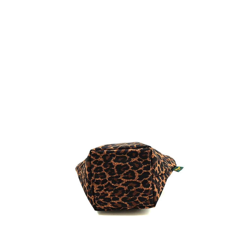 エルベシャプリエ Herve Chapelier 927Fパンサー(ナイロン舟型ポーチM