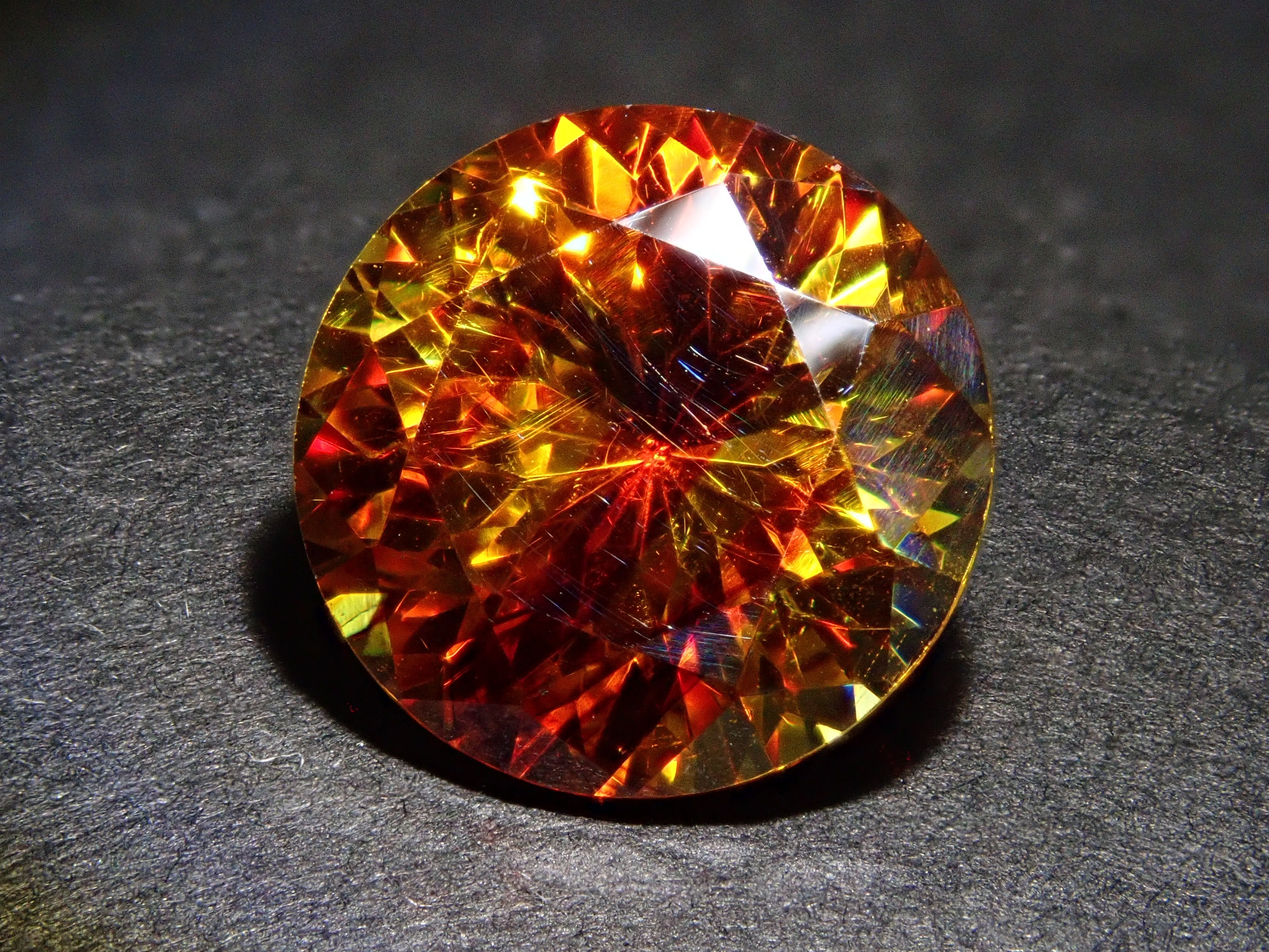 バイカラースファレライト 4.517ctルース