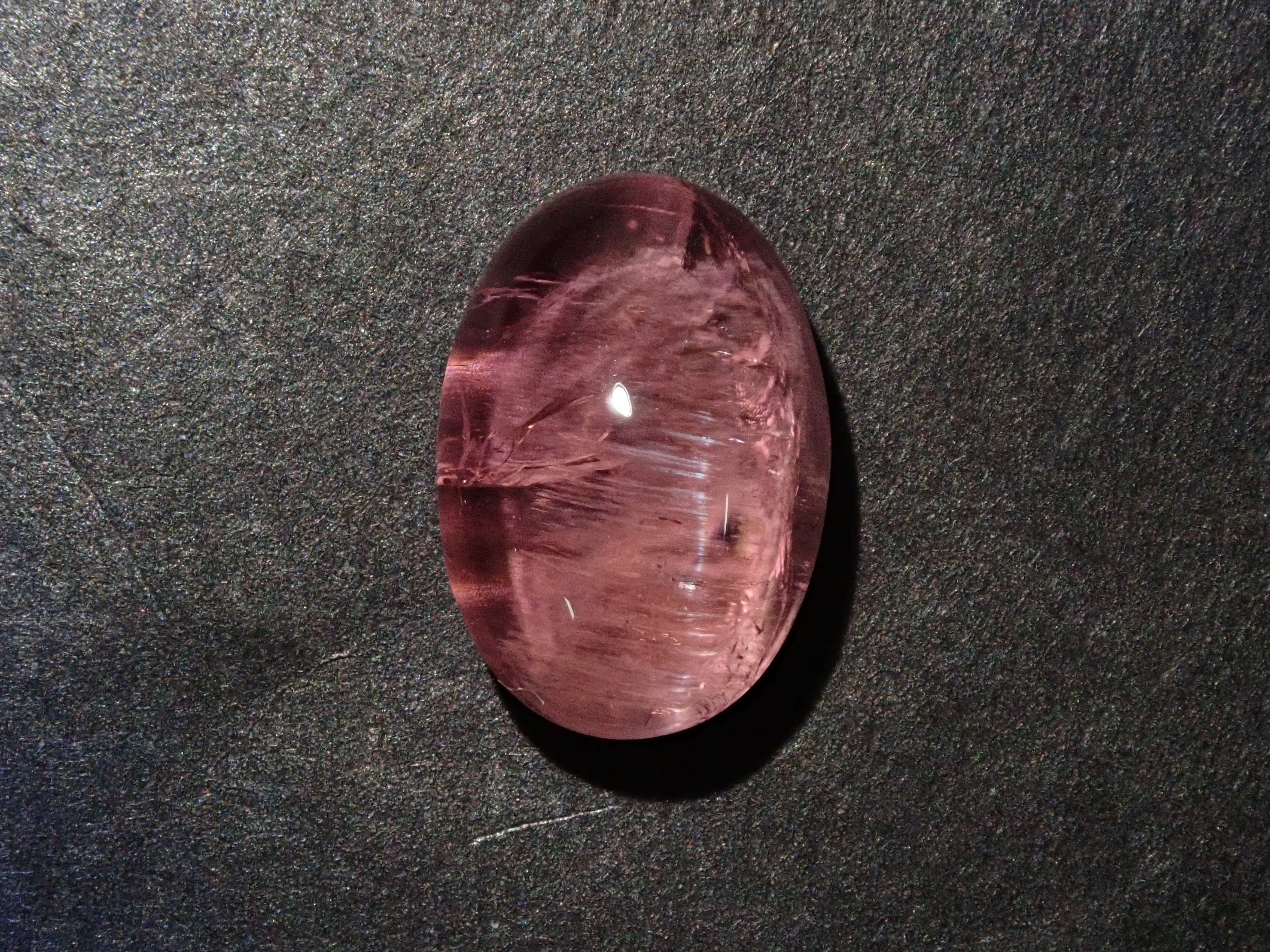 ブラジル産ピンクトルマリンキャッツアイ 3.800ctルース