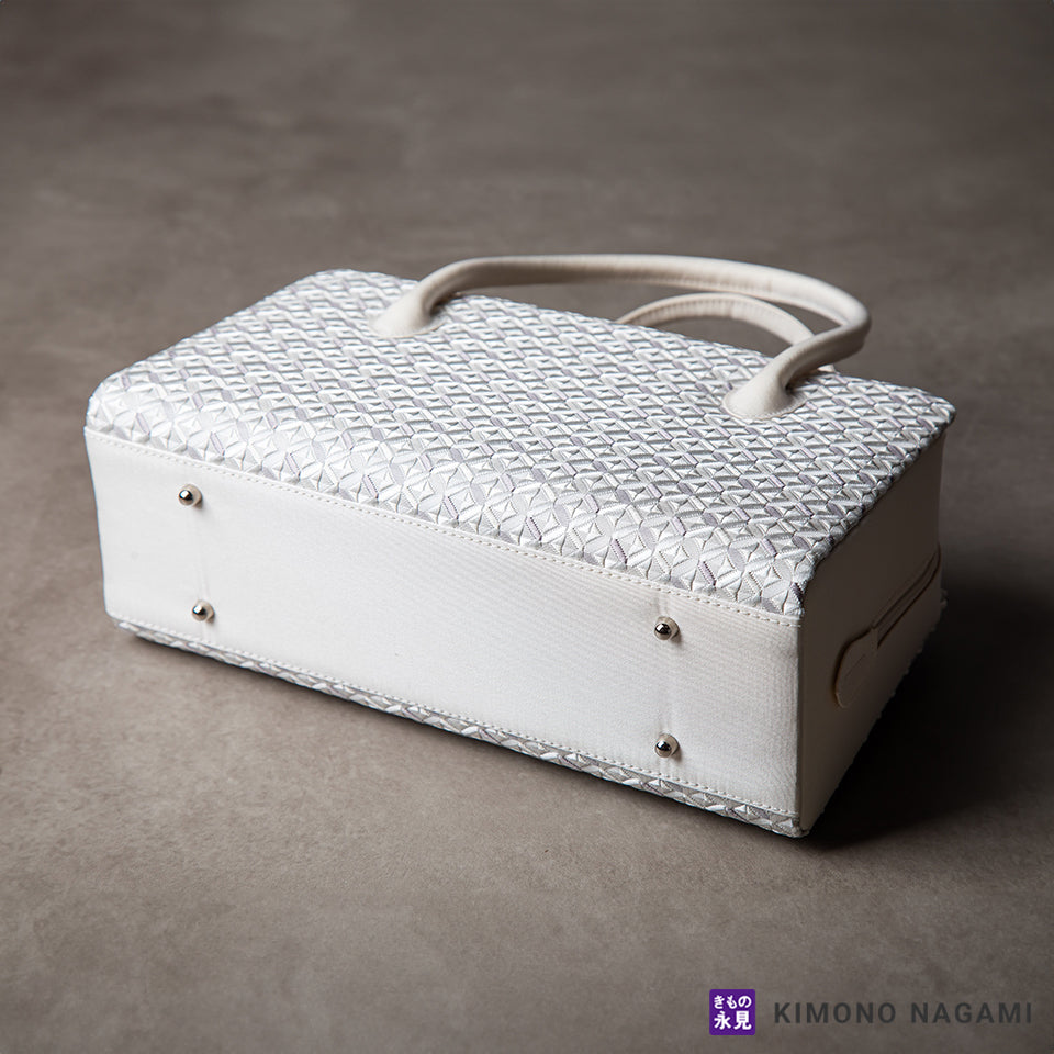 利休バック |博多織 誠之輔 琥珀織の高級感あふれるデザイン