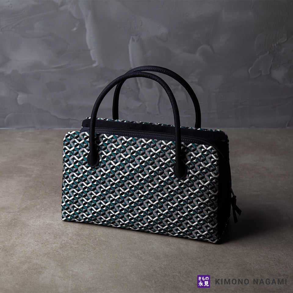 利休バッグ 琥珀織 鱗柄 黒 – きもの永見公式通販 | オンラインショップ