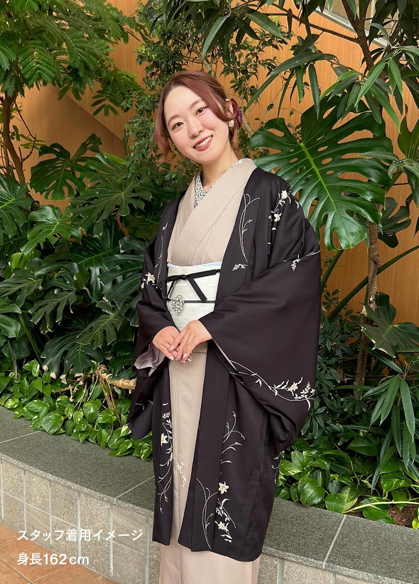 やまと可憐 山茶花 胡桃色 | カジュアル着物 | やまとオンラインストア