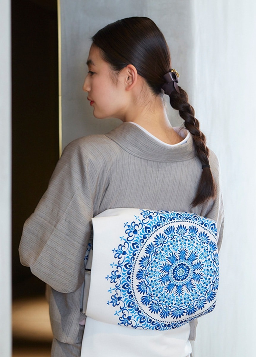 八寸名古屋帯 正倉院華紋 白藍 | 帯 | やまとオンラインストア