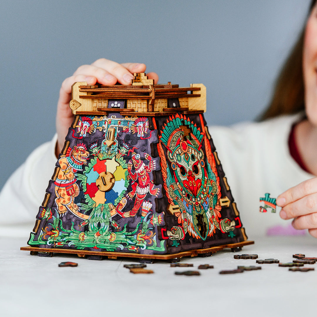 CluePuzzle 太陽のピラミッド】送料無料｜ジグソーパズル × 謎解き