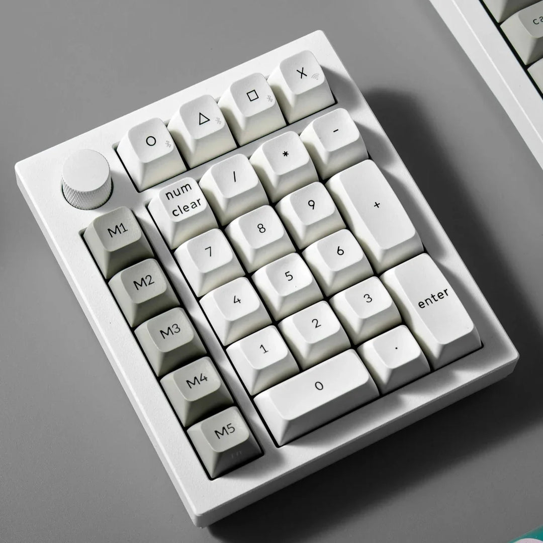 Keychron Q0 Max QMK カスタムテンキー 有線 / 2.4GHz / Bluetooth