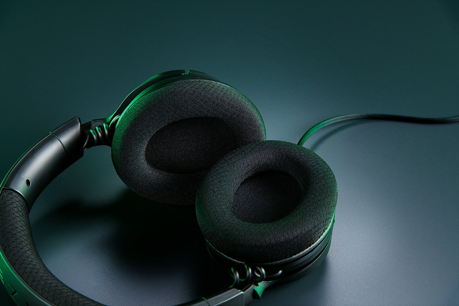 Razer Kraken V4 X Razer Chroma RGB 対応 有線 ゲーミング ヘッド