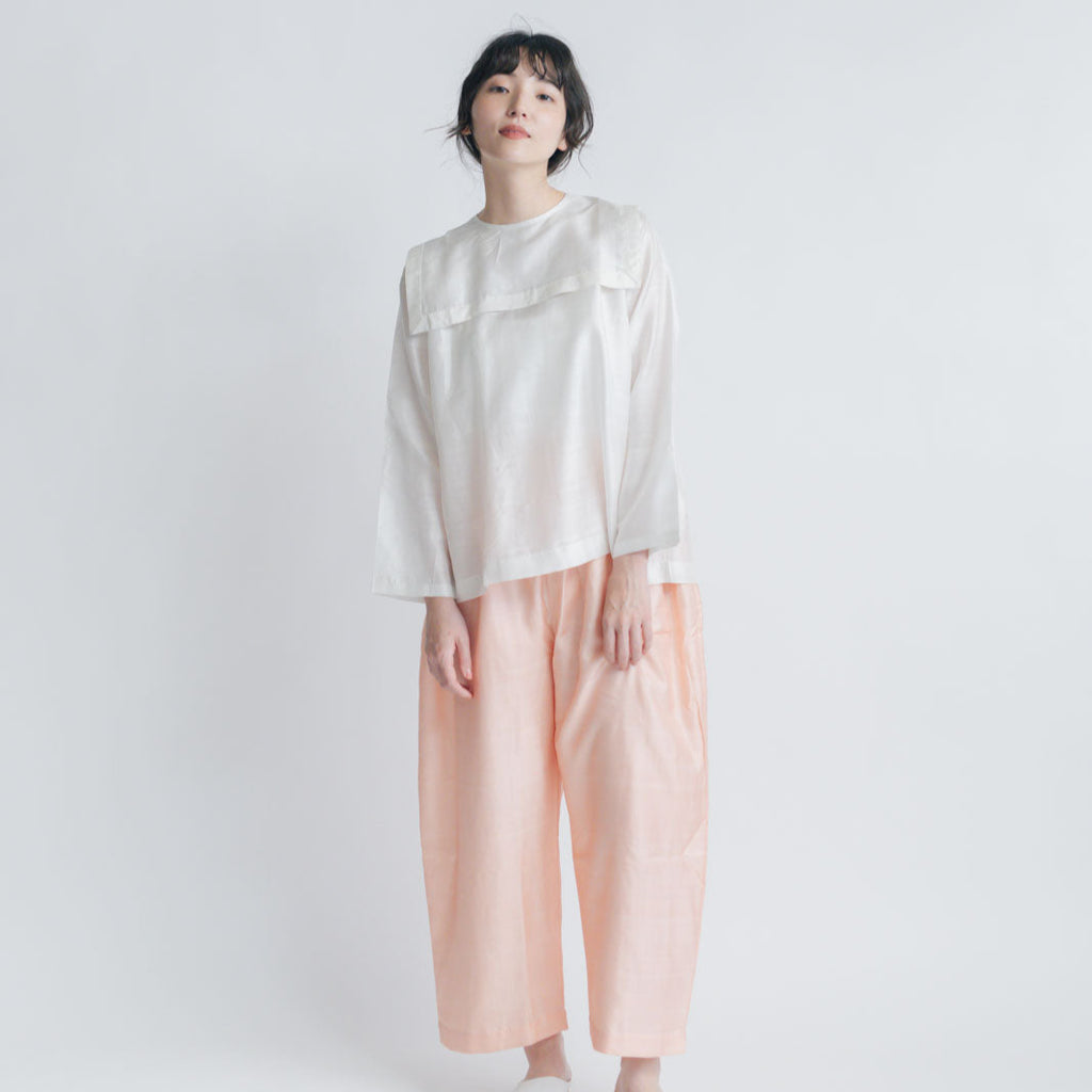 BUNON バックボタンセーラーブラウス ｜くらすこと公式オンラインストア