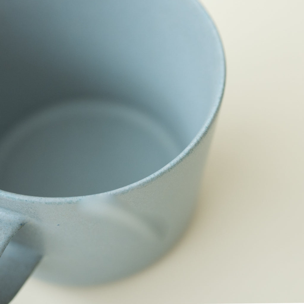 yumiko iihoshi porcelain unjour cup smoke blue ｜くらすこと公式