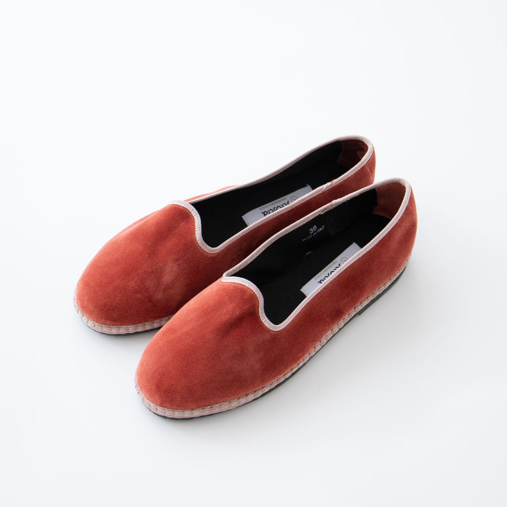 Sciuscià TRAGARA MARRON×ROSE PINK ｜くらすこと公式オンラインストア