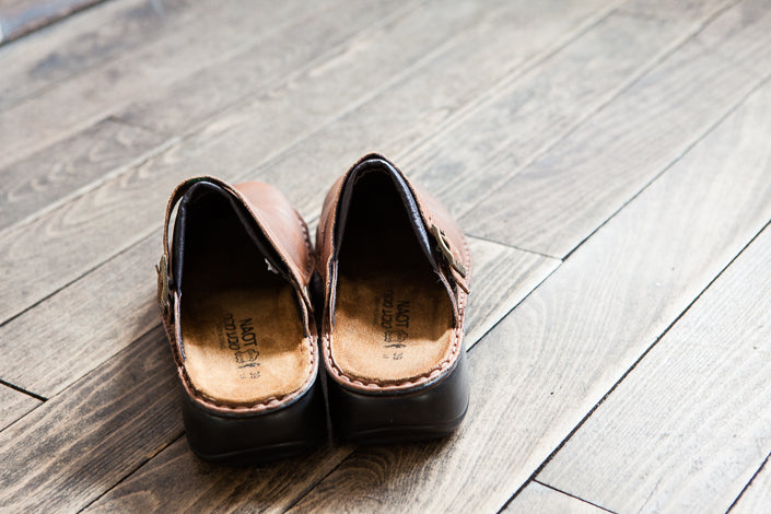 NAOT IRIS チェスナット ｜くらすこと公式オンラインストア