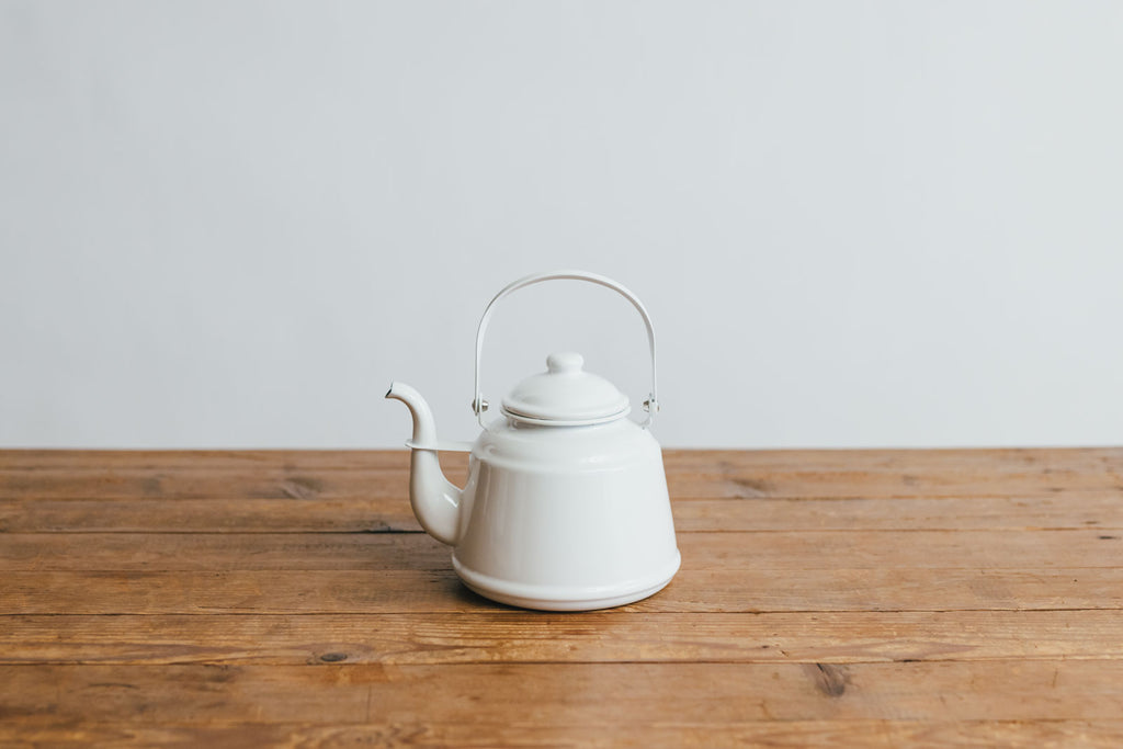 レトロホーローケトル ｜くらすこと公式オンラインストア