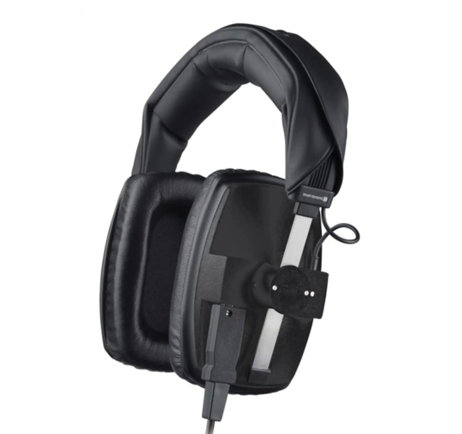 beyerdynamic DT 770 PRO 32Ω | 密閉型モニターヘッドホン（モバイル