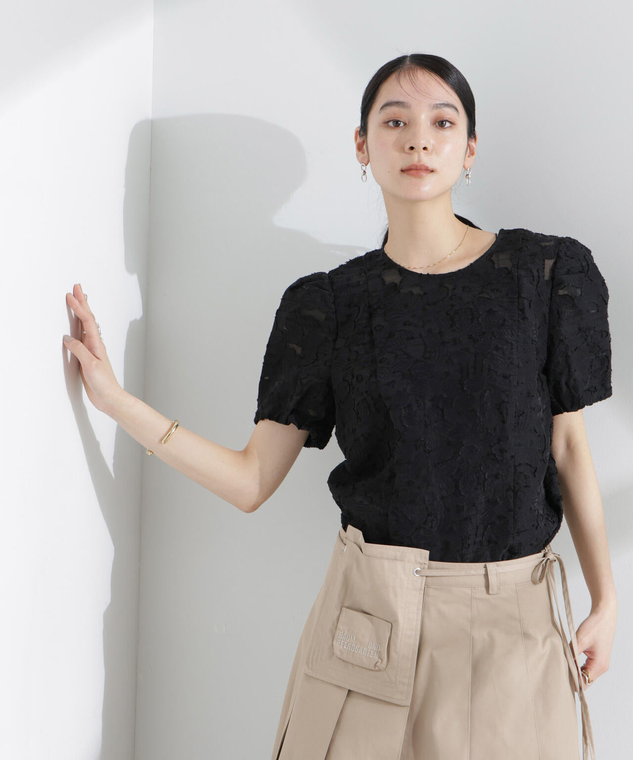 BAUM UND PFERDGARTEN / Flower Jacquard トップス