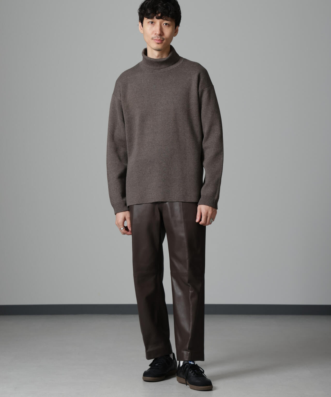 ミラノリブ ワイド タートルネック ニット