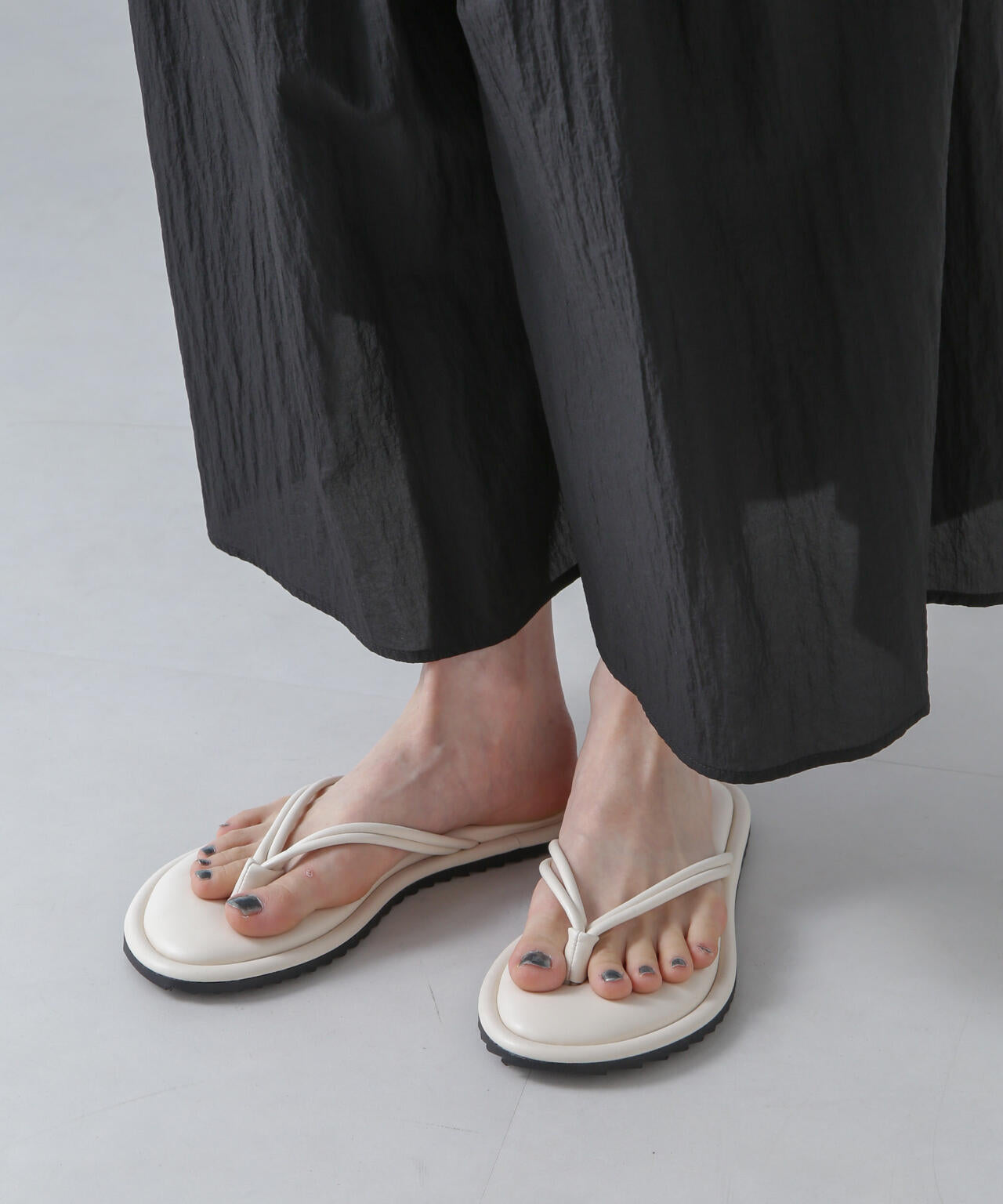 ソフト フラット トングサンダル