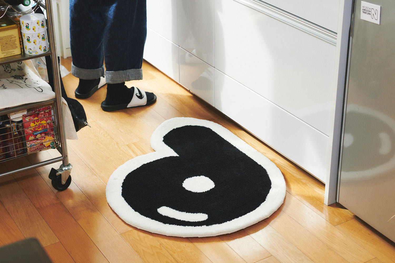 受注生産・5月末 - 6月末までに発送予定] P Rug (Basic/Black