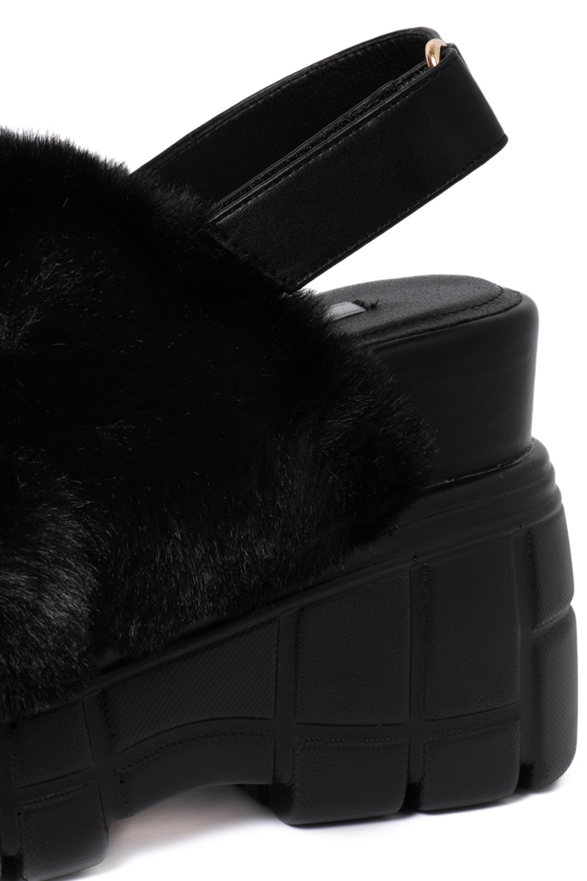 R&E クロスファーバックベルト厚底サンダル｜R&E REZOY OFFICIAL STORE