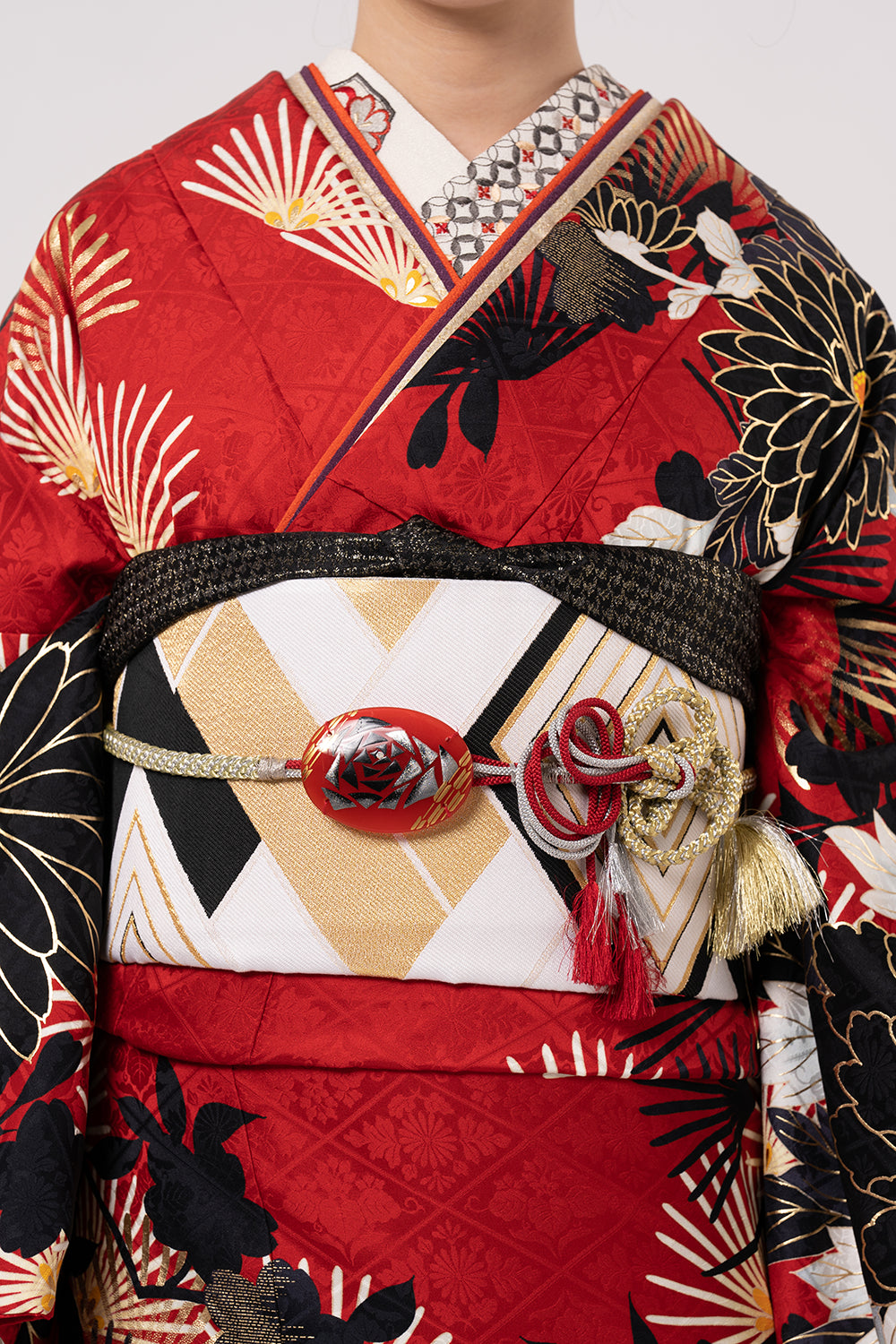 赤地大輪の花柄 振袖【097】 – SAKURA TOKYO