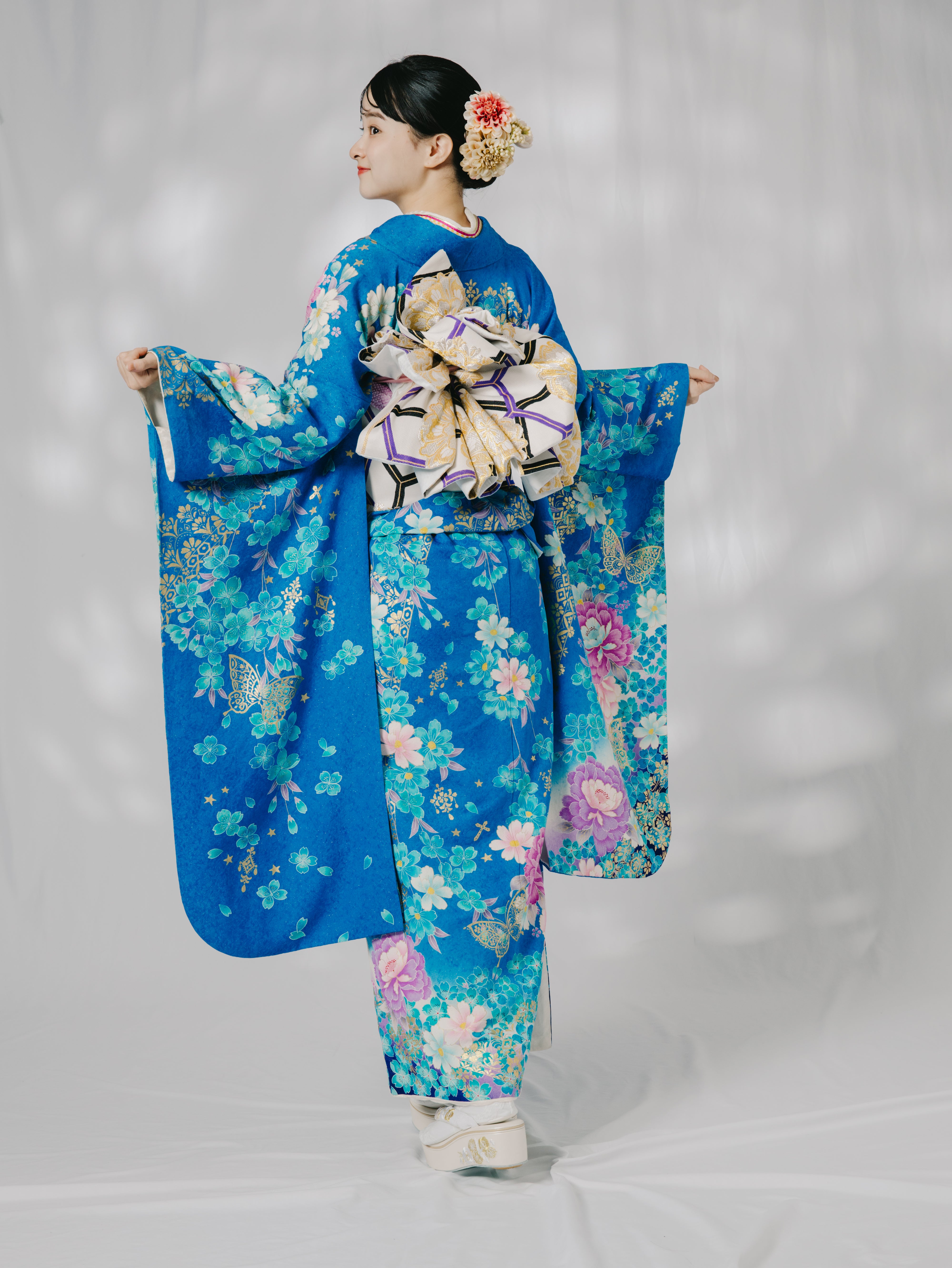 青地 牡丹 蝶 正絹振袖【490】 – SAKURA TOKYO