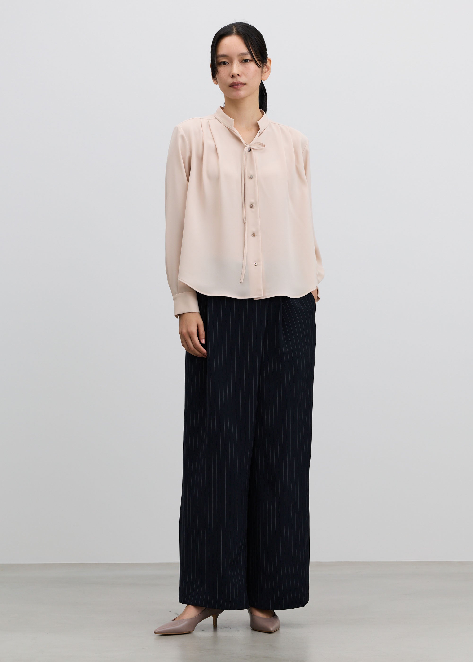 エアリージョーゼットリボンブラウス - SOÉJU online store｜上質な