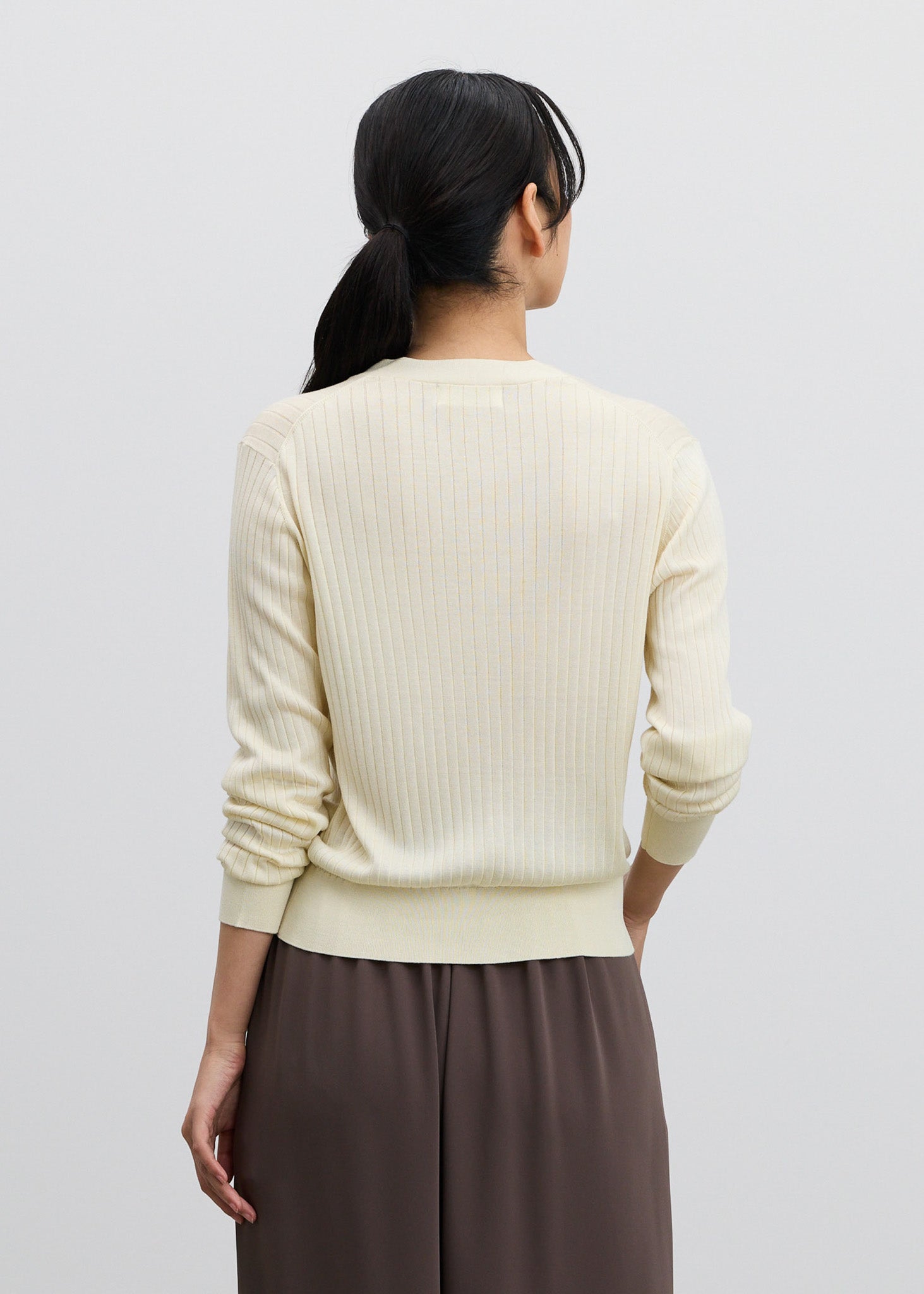 シルクワイドリブVネックカーディガン - SOÉJU online store｜上質な