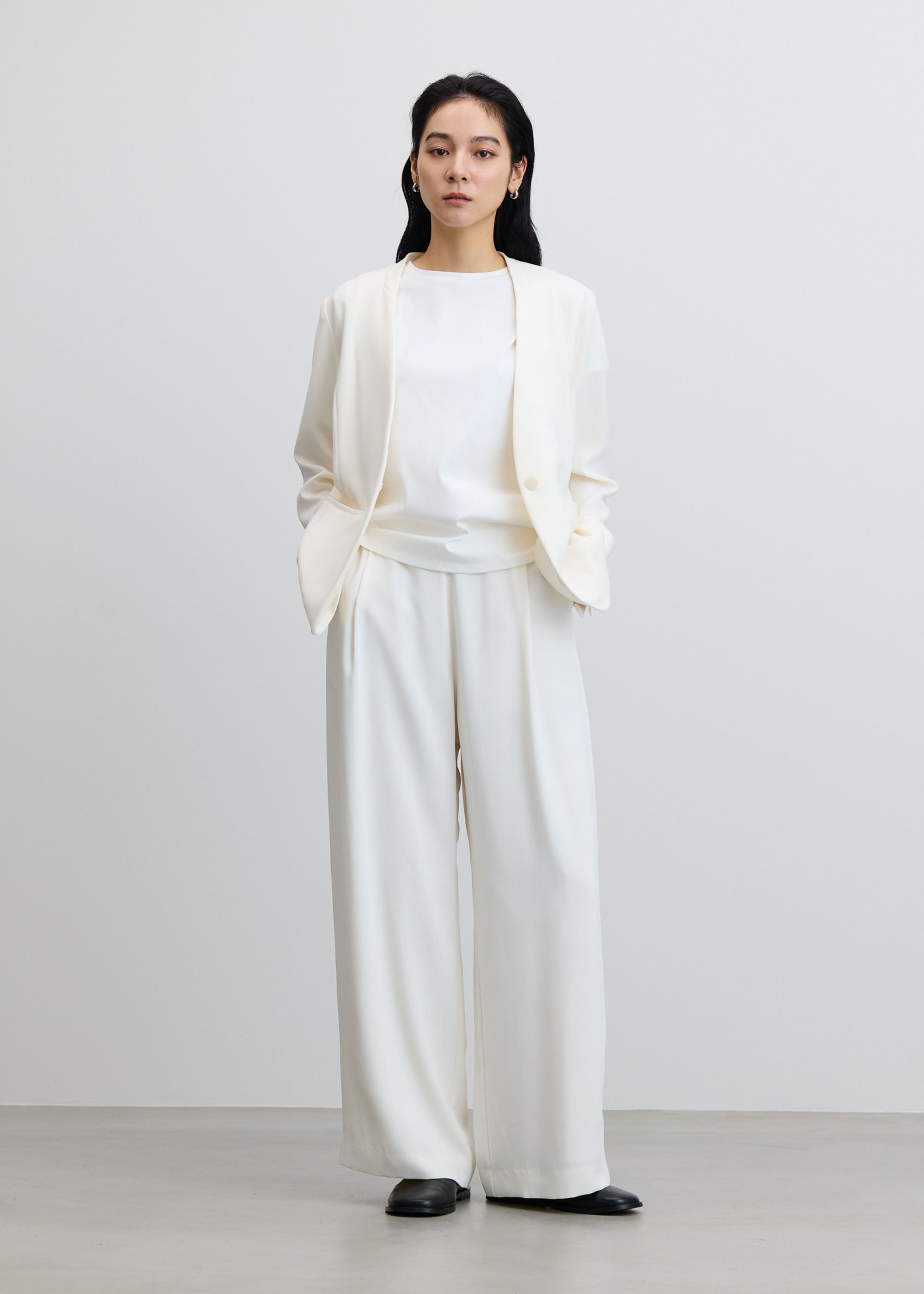 ノーカラージャケット - SOÉJU online store｜上質な大人の女性のため