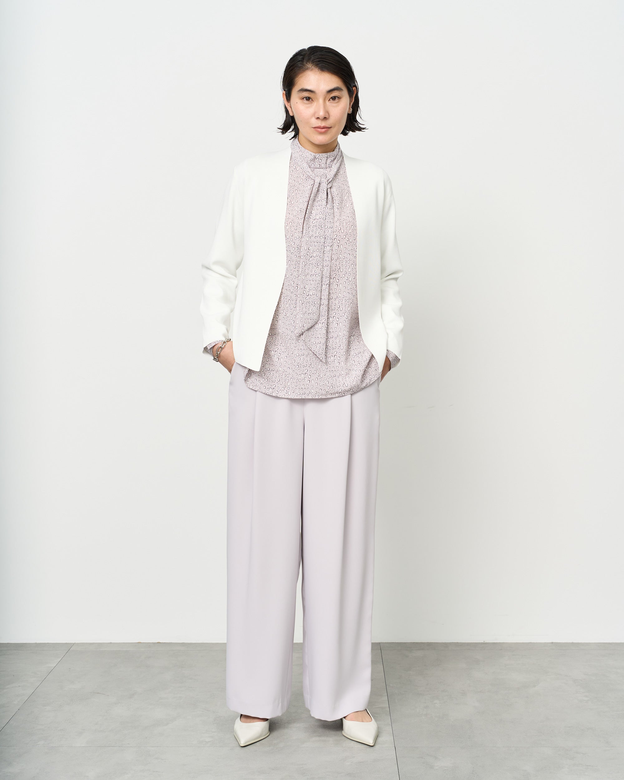 レオパード柄ボウタイブラウス - SOÉJU online store｜上質な大人の