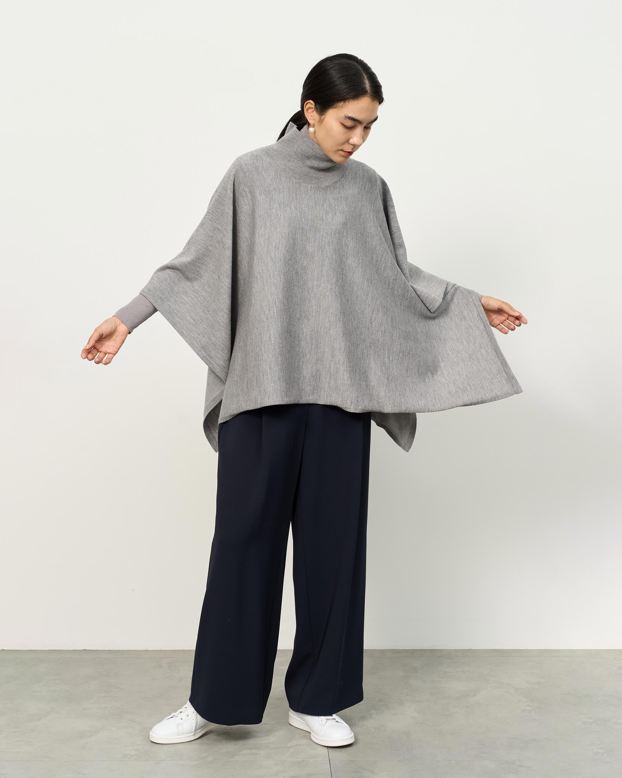 ウール混2WAYケープ - SOÉJU online store｜上質な大人の女性のための