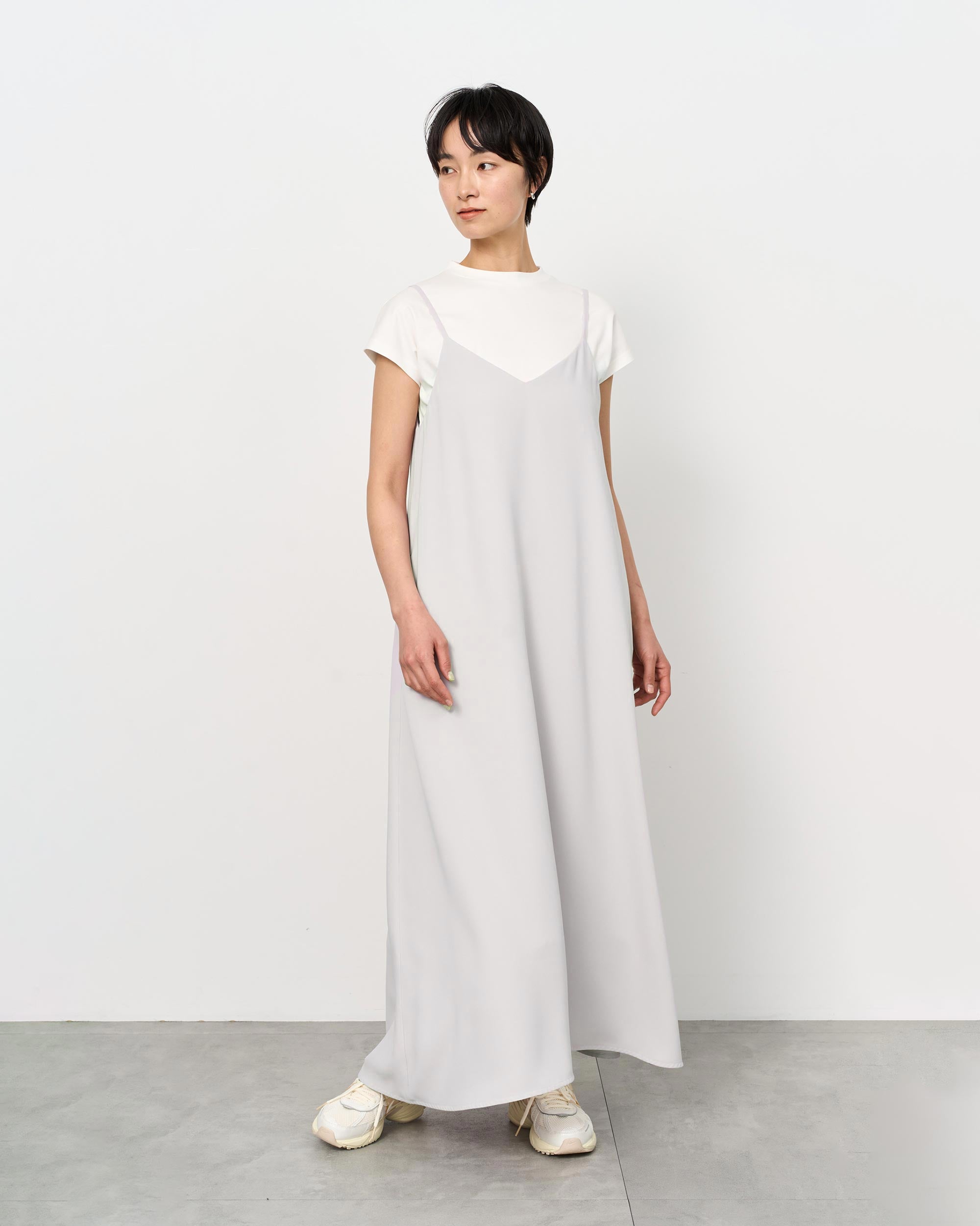 サテンキャミソールワンピース - SOÉJU online store｜上質な大人の