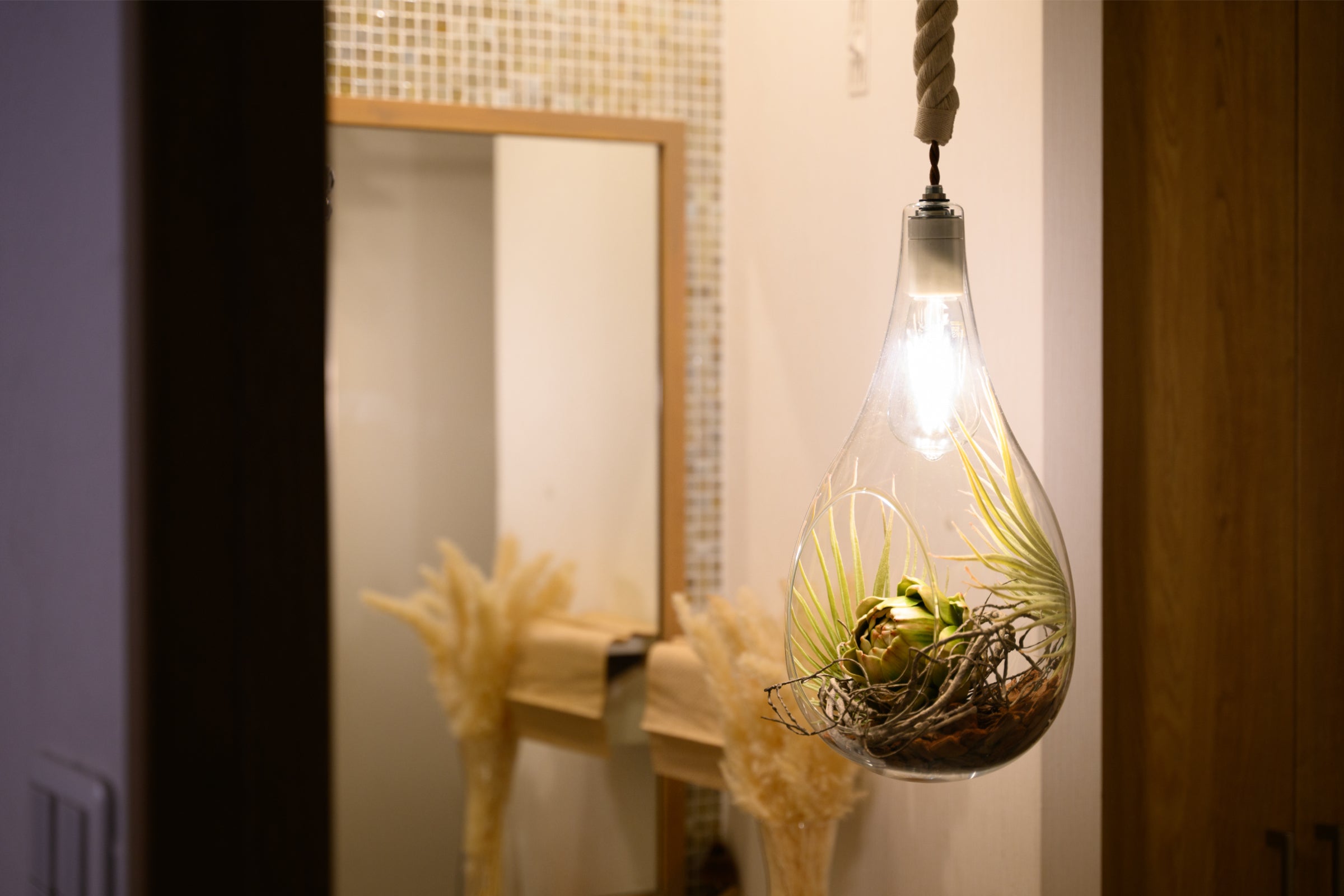 BOTANIC HANGING LIGHT with FAKEGREEN – SWAN ONLINE STORE