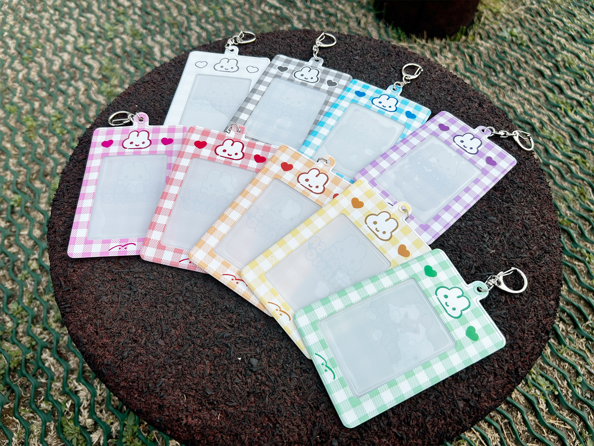 やさうさちゃんのチェキケース(ギンガムチェック) – STINGS ONLINE STORE