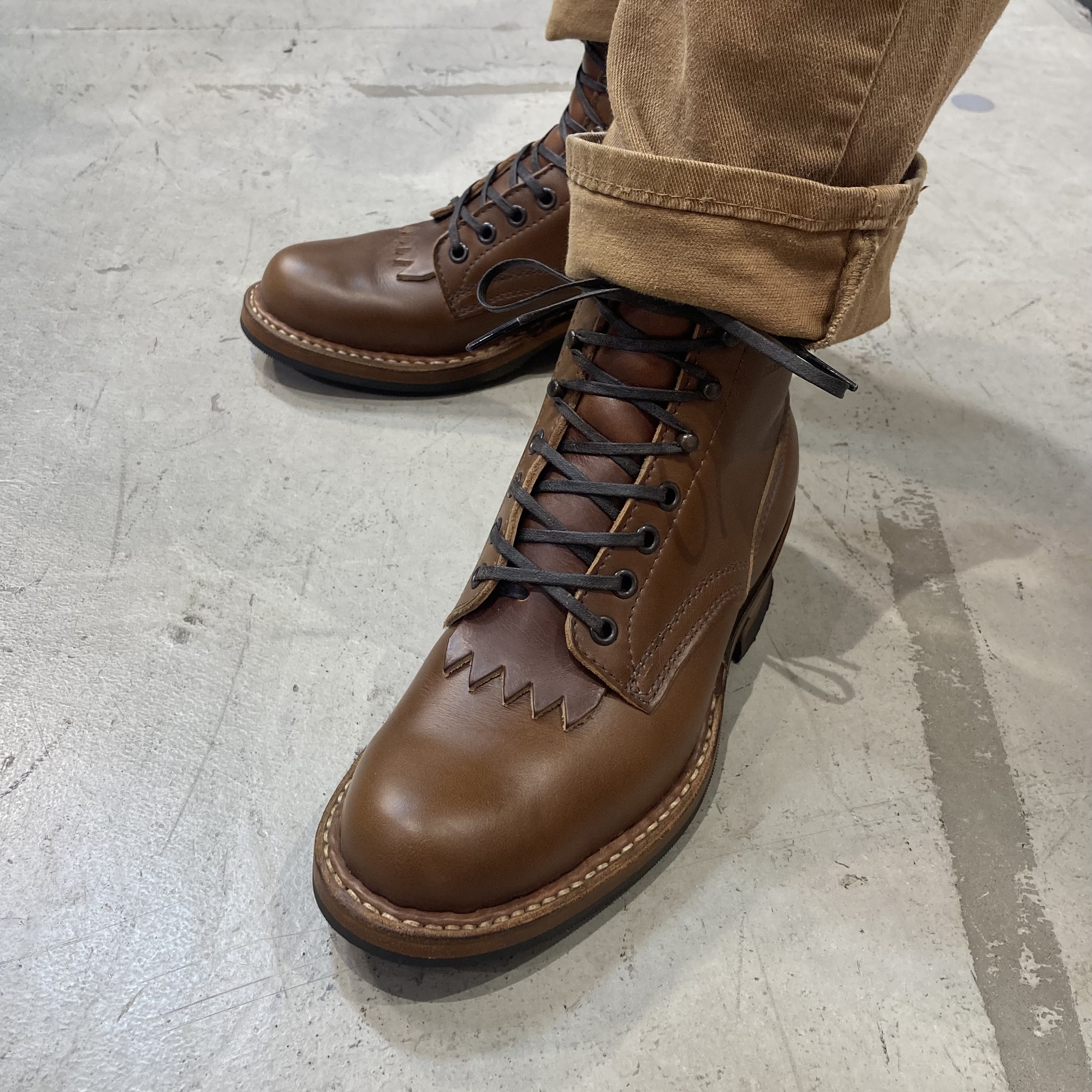 ホワイツ 6インチ スモークジャンパー レースTOトゥ RED DOG White's 6