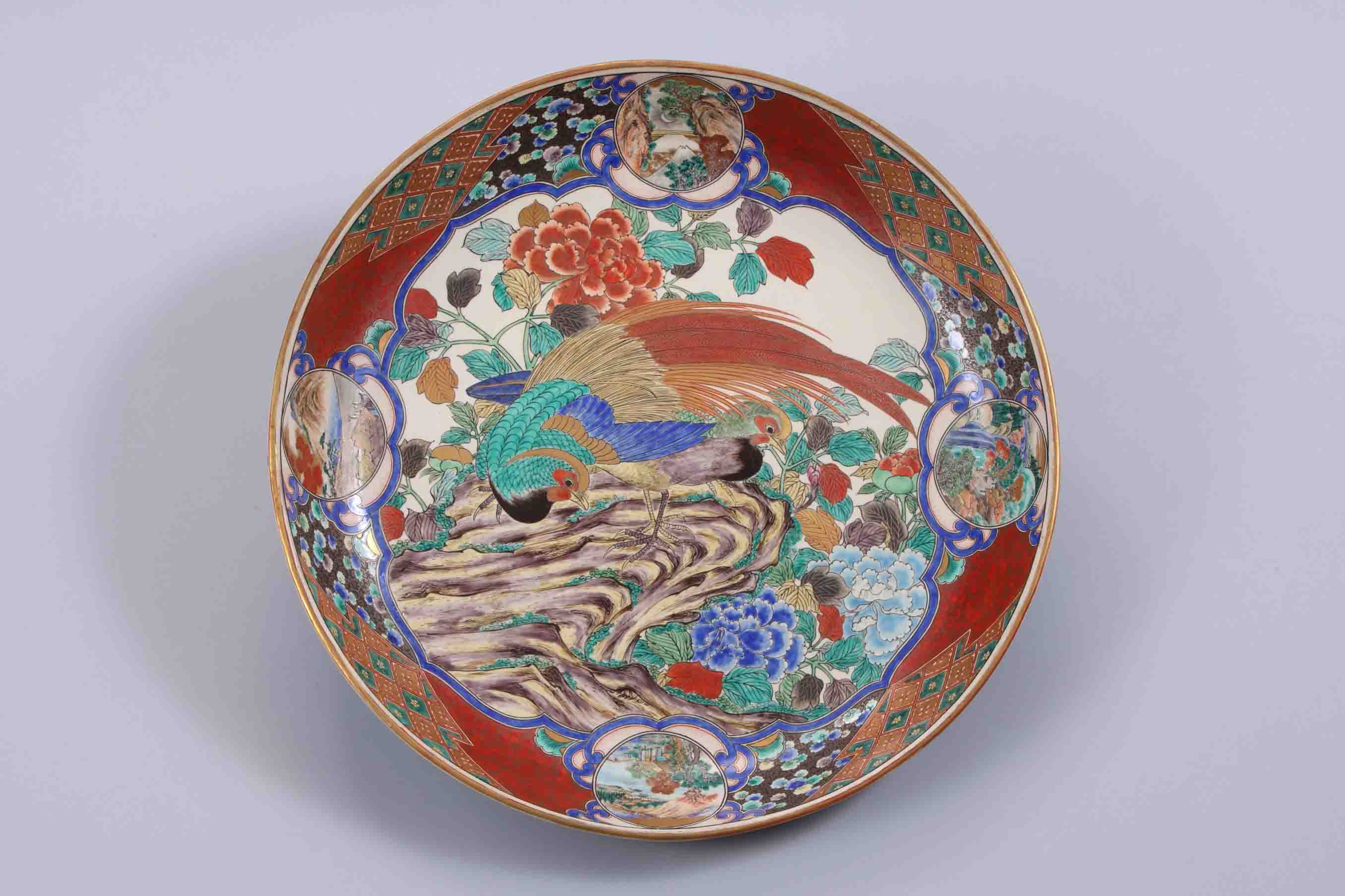 九谷焼とは。豪快な線・鮮やかな「五彩」の特徴とミステリアスな歴史