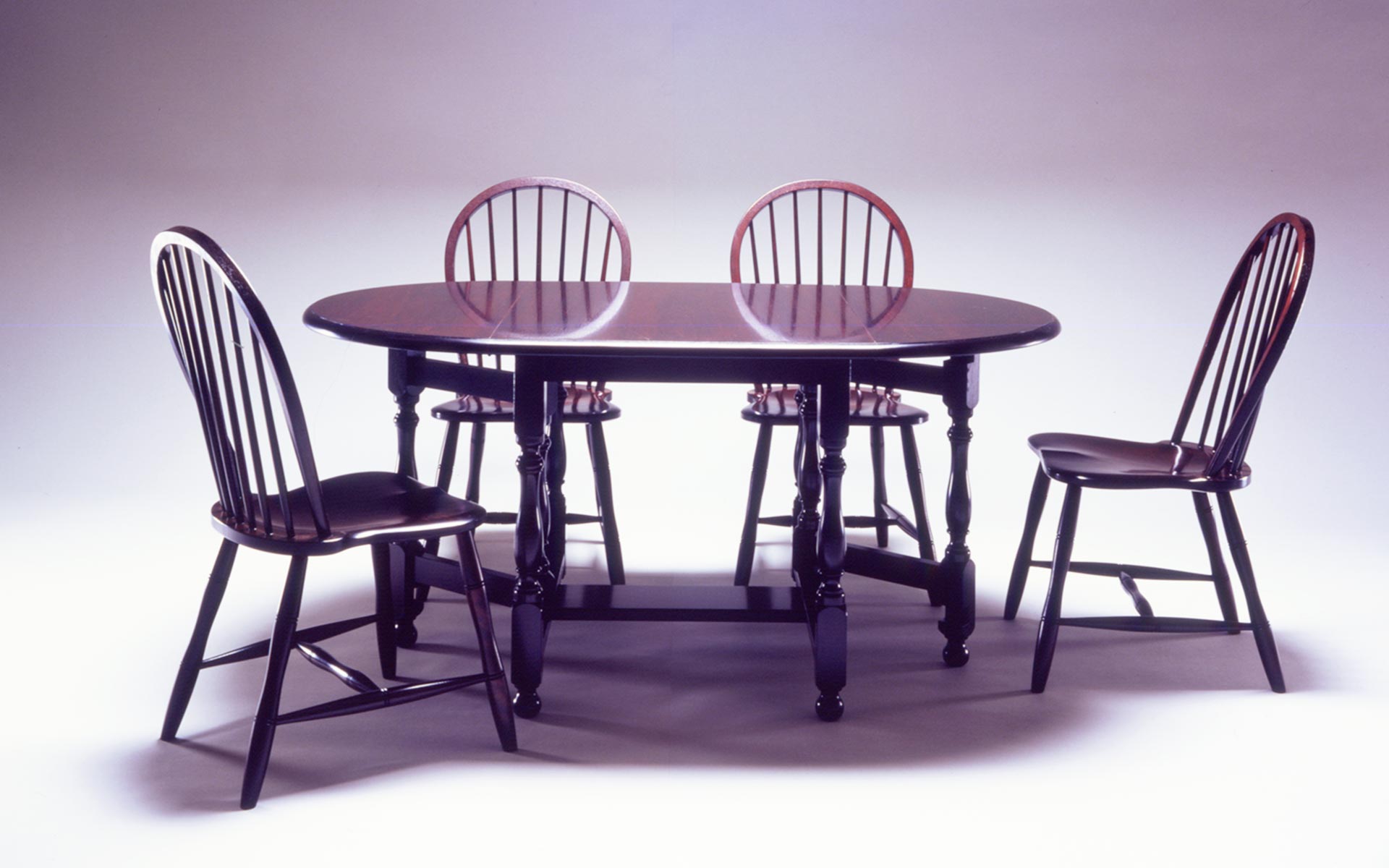 松本民芸家具とは。一大産地が生んだ「和風洋家具」の新天地 | 中川政