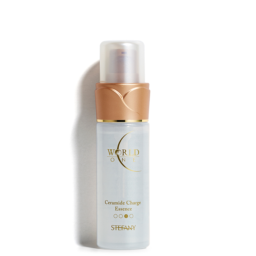 WORLD ONE セラミドチャージエッセンスの通販 - 銀座ステファニー