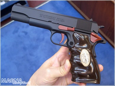 WA ガバメント《緋弾のアリア》モデル／ブラック」サンプル到着