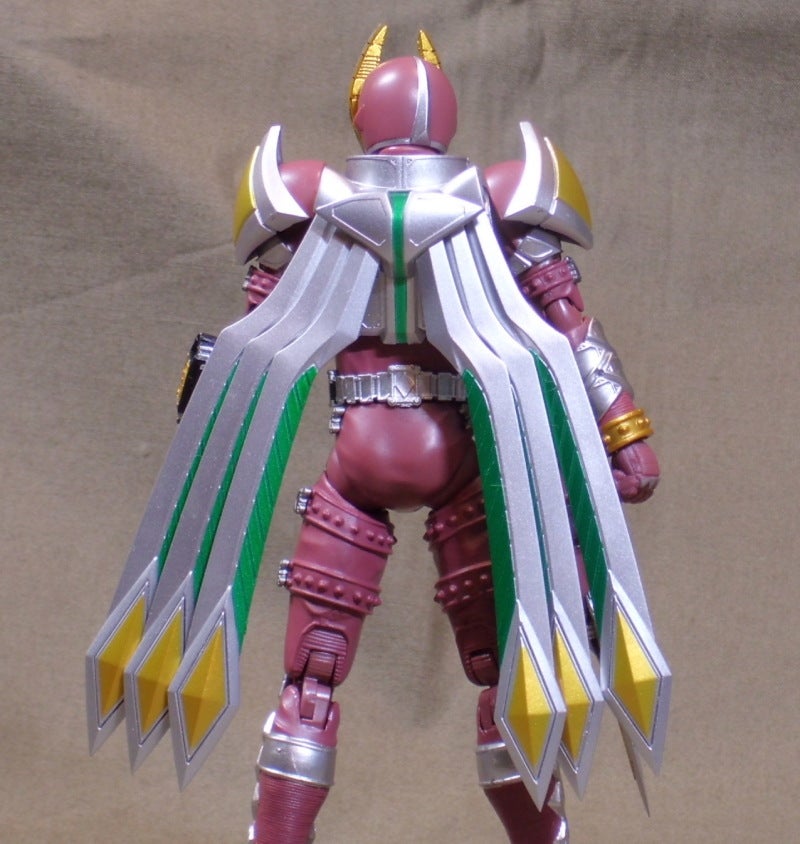 S.H.Figuarts 仮面ライダーギャレン ジャックフォーム | といず・くろ